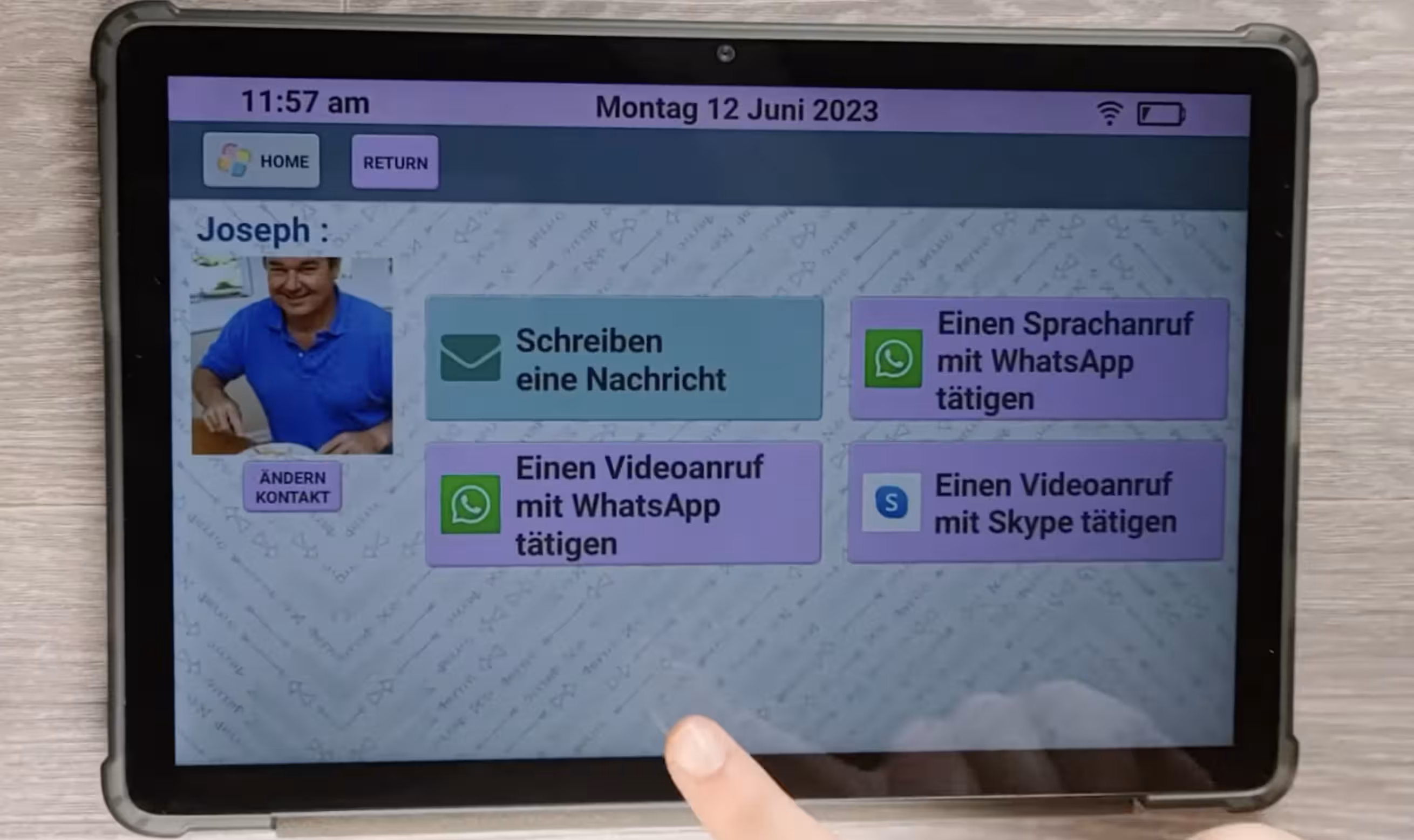 Facilotab Tablet für Senioren mit vereinfachter Oberfläche